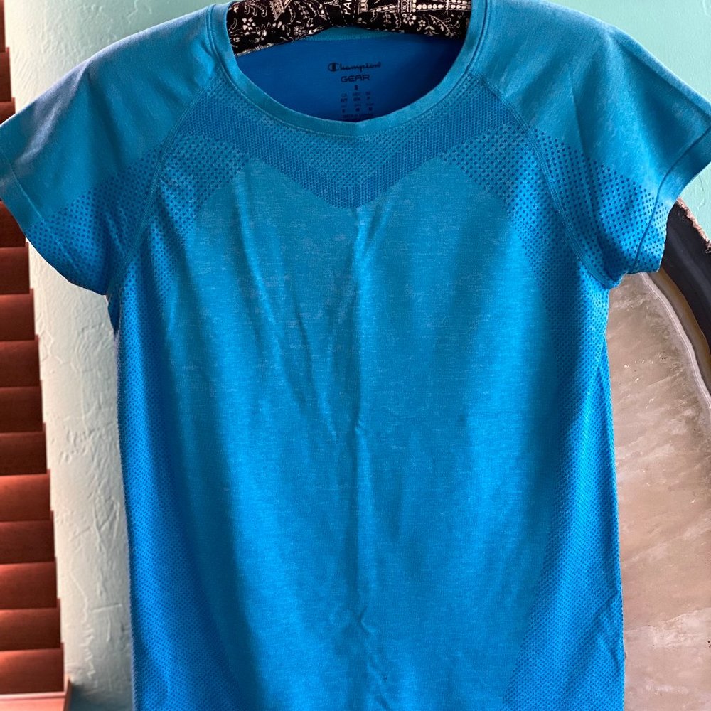 Champion Gear Athletic Wear T-Shirt